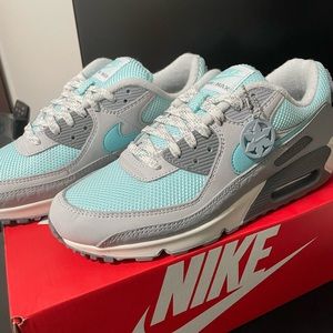 NIKE Air Max 90 Wolf Grey/Copa-Cool Grey LE